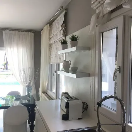 Deluxe First Line Villa
