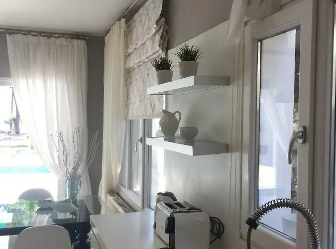 Deluxe First Line Villa