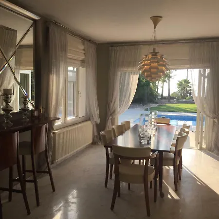 Villa Deluxe First Line Perivolia