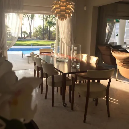 Deluxe First Line * Perivolia